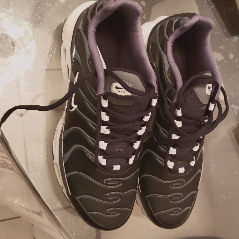 Nike men's size 8us